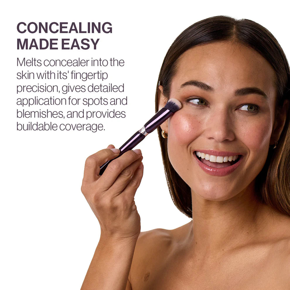Angled Concealer Brush