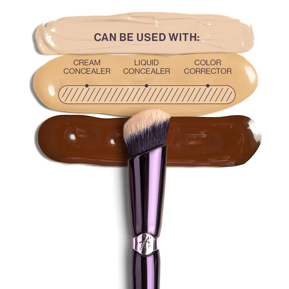 Travel Pinnacle Foundation Brush