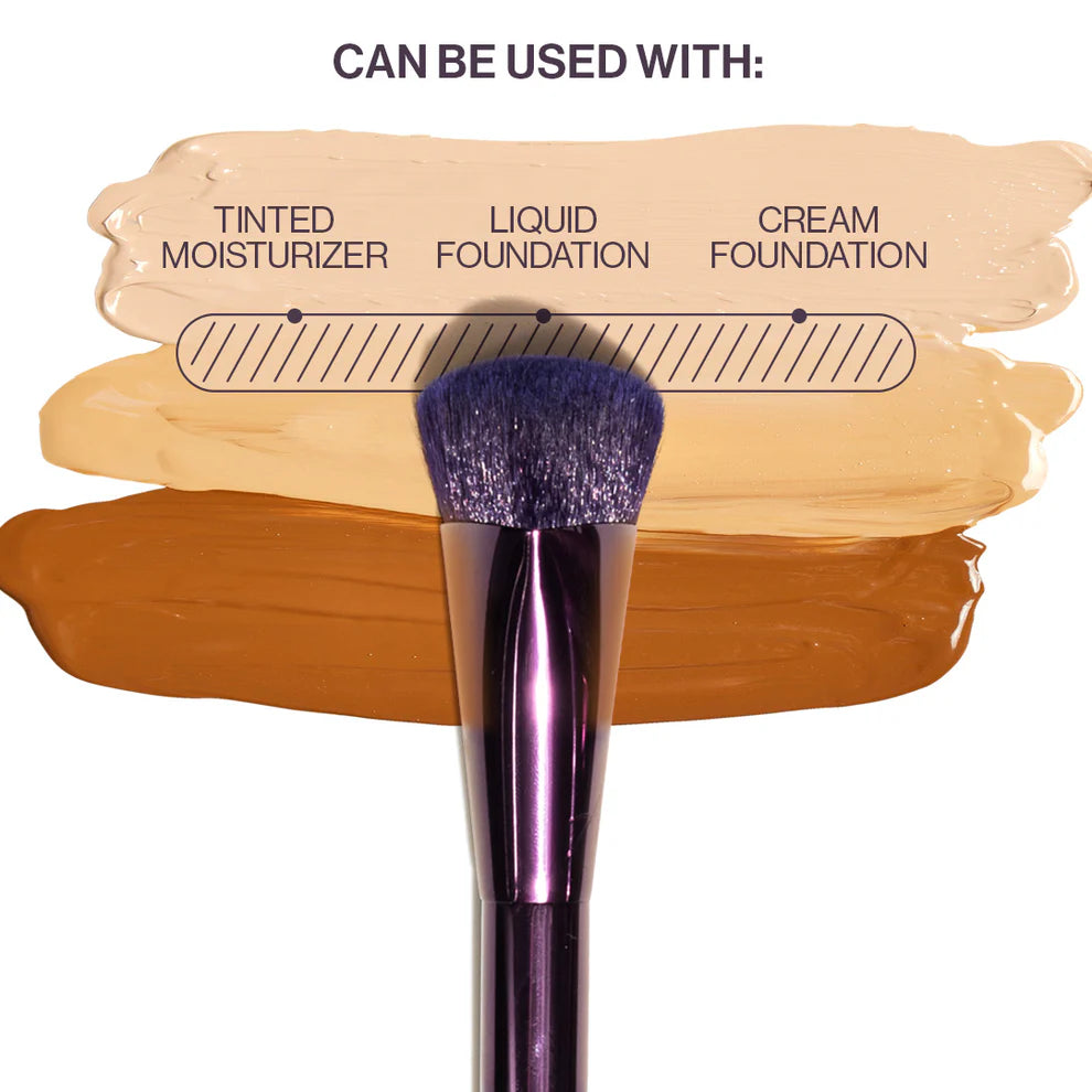 Travel Pinnacle Foundation Brush